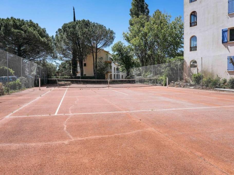 Appartement Frejus Avec Jardin, Piscine, Plage, Tennis Buitenkant foto